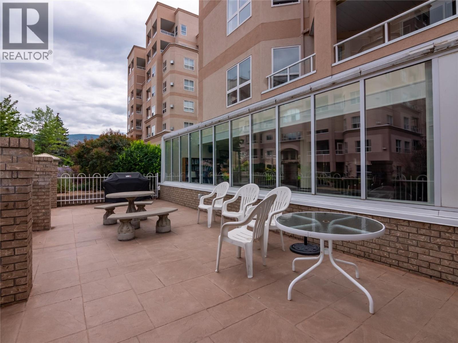 Picture for Unit #301, 2255 Atkinson  Street https://www.cirrealty.ca/reb/bc/9/10366619_38.jpg
