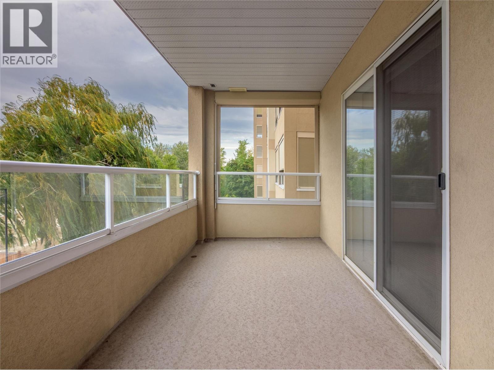 Picture for Unit #301, 2255 Atkinson  Street https://www.cirrealty.ca/reb/bc/9/10366619_9.jpg