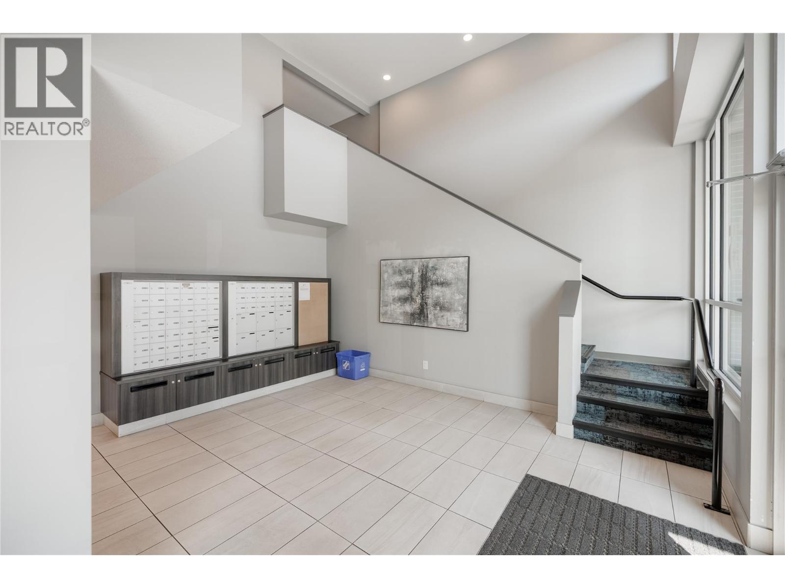 Picture for Unit #107, 655 Academy  Way https://www.cirrealty.ca/reb/bc/9/10366729_17.jpg