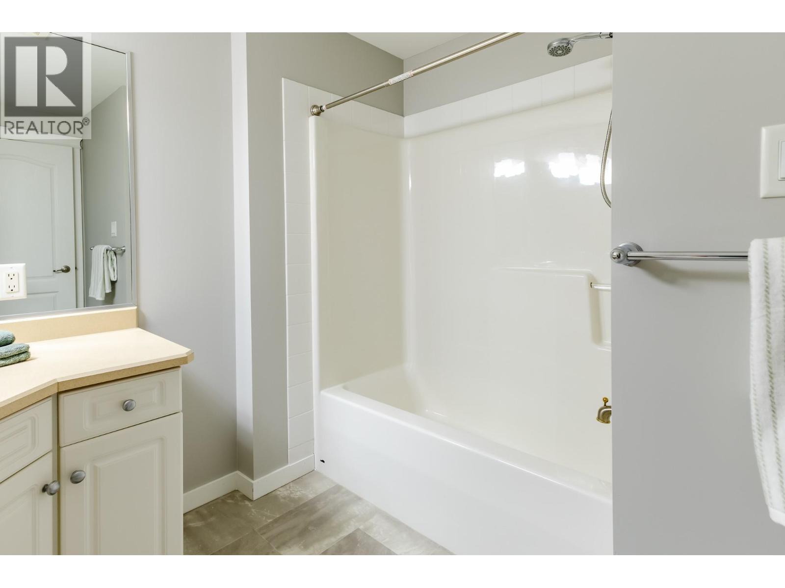 Picture for Unit #108, 303 Whitman  Road https://www.cirrealty.ca/reb/bc/9/10366859_21.jpg