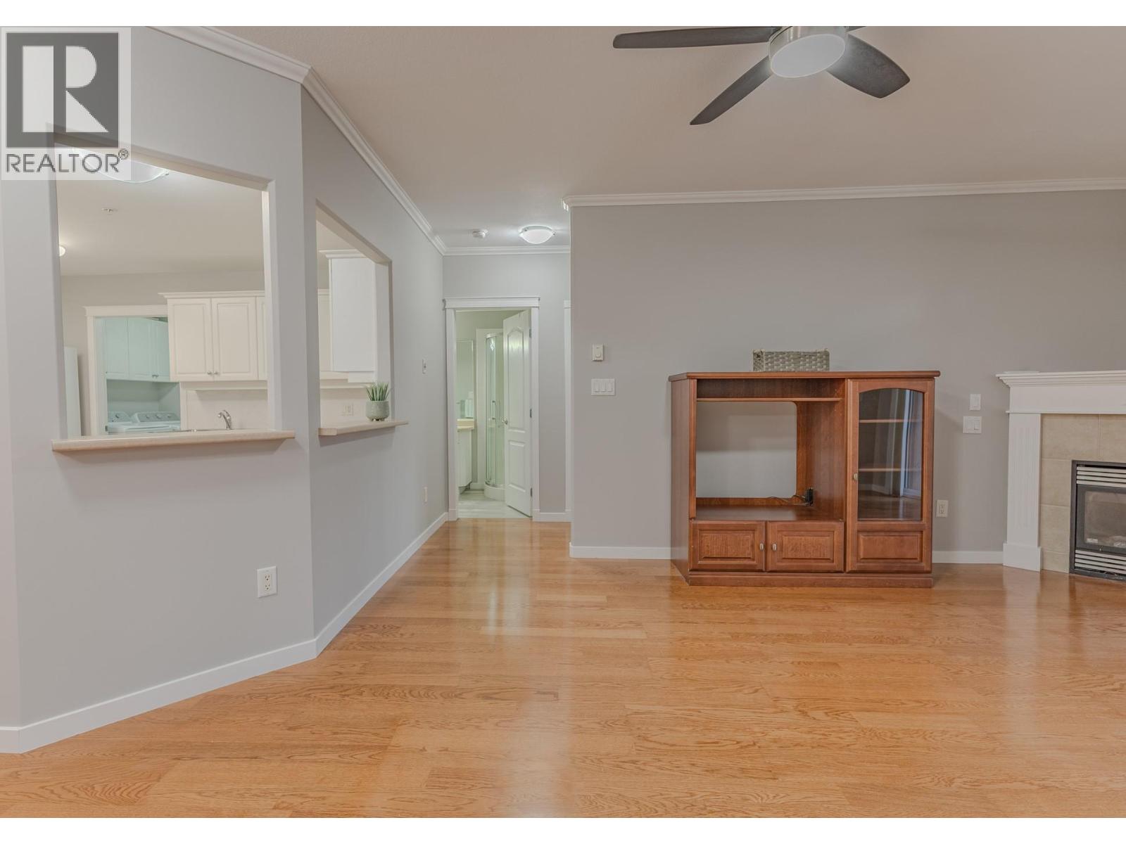 Picture for Unit #108, 303 Whitman  Road https://www.cirrealty.ca/reb/bc/9/10366859_7.jpg