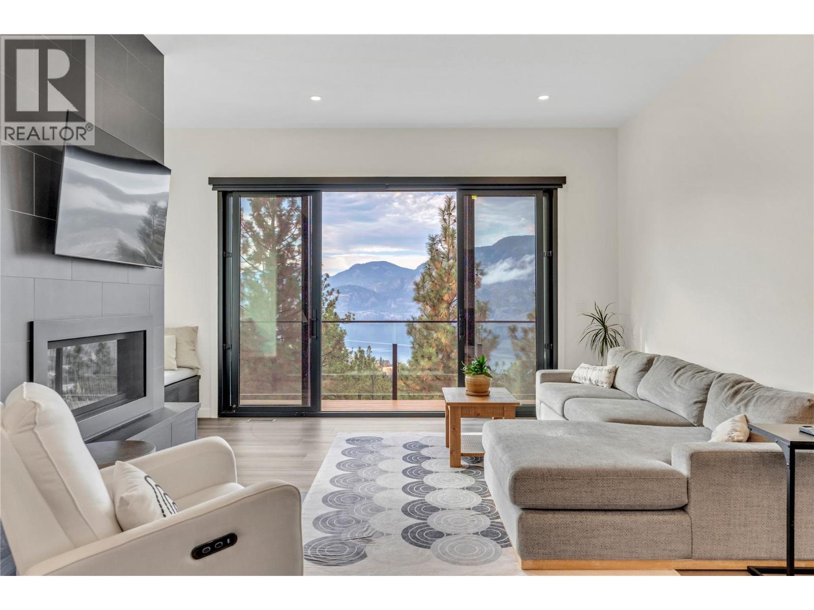 Picture for Unit #117, 3331 Evergreen  Drive