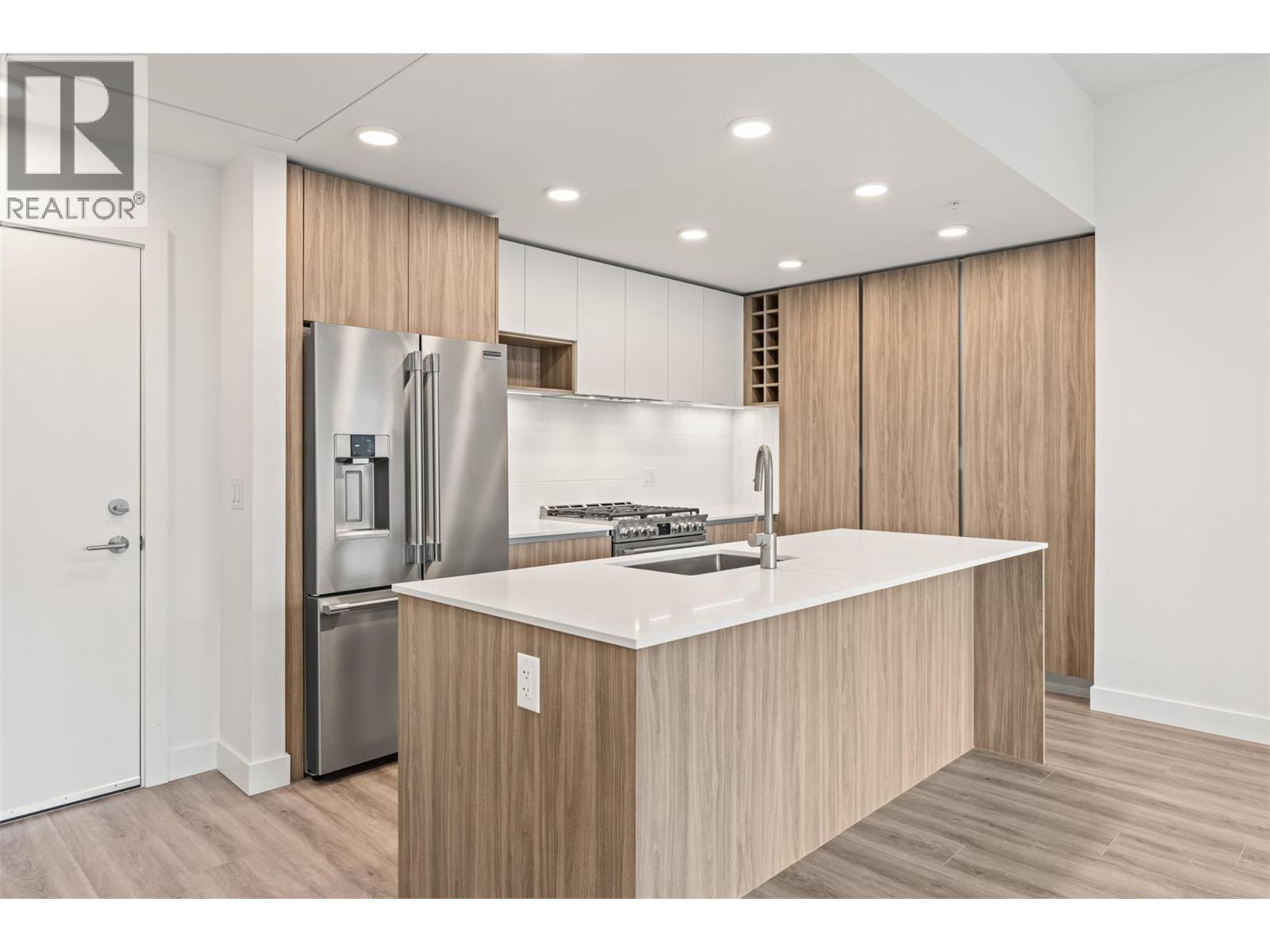 Picture for Unit #604, 2760 Olalla  Road