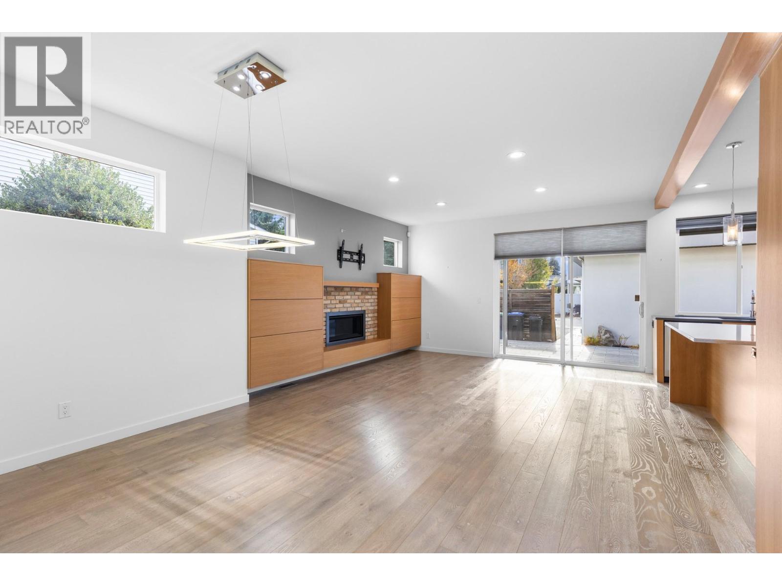 Picture for 443 Christleton  Avenue