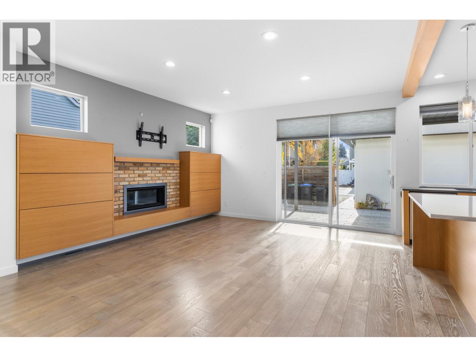 Picture for 443 Christleton  Avenue