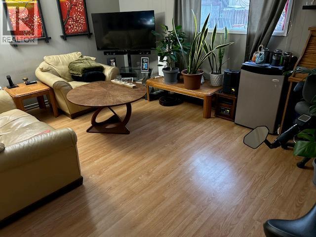 Picture for 3595 Lakeshore  Road