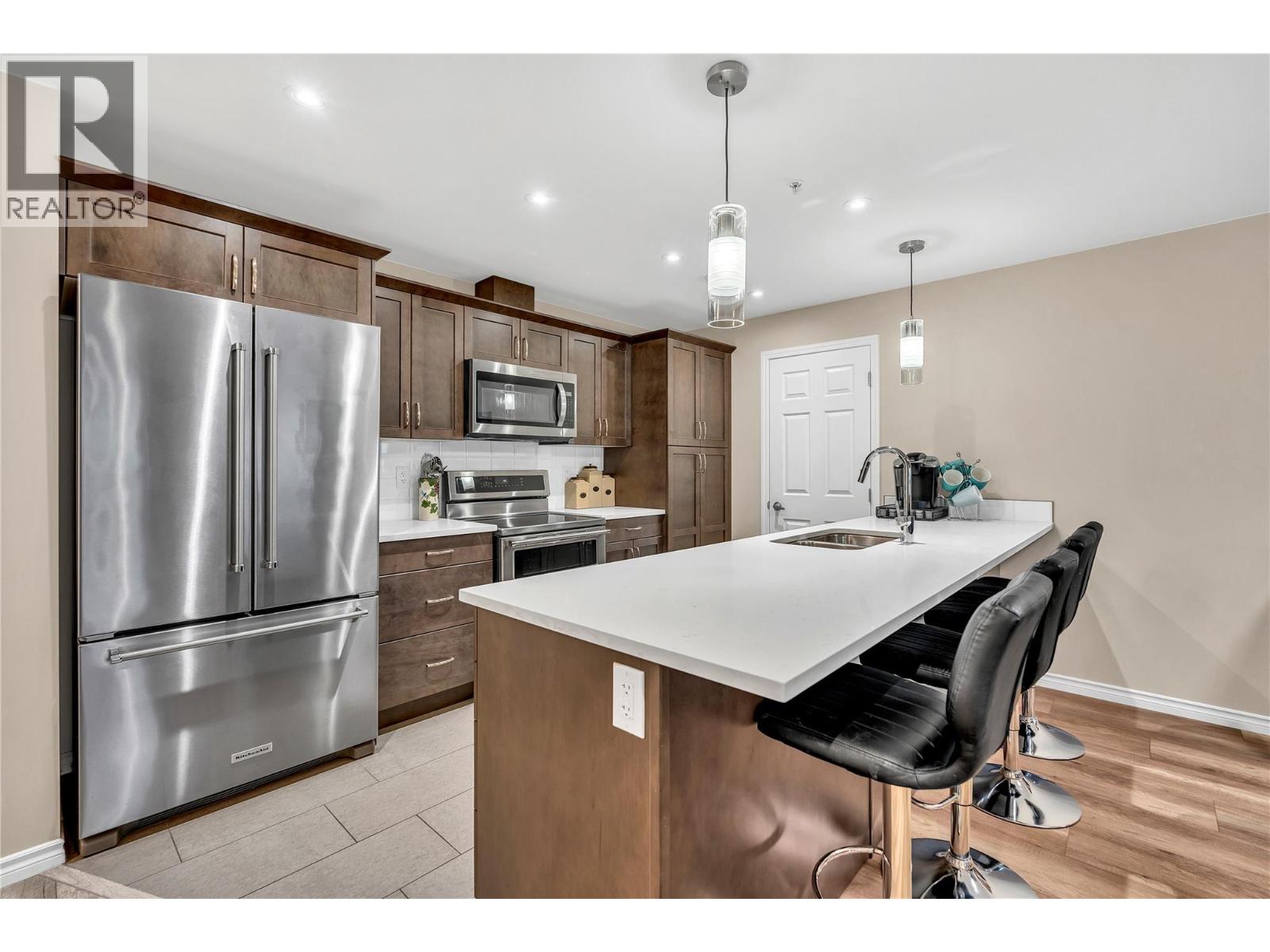 Picture for Unit #704, 3346 SKAHA LAKE  Road