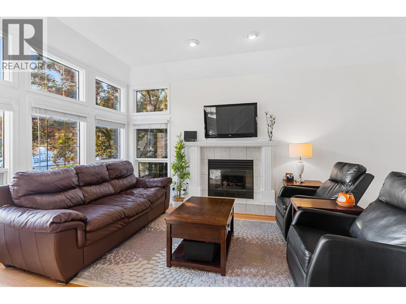 Picture for 1852 Portland  Place