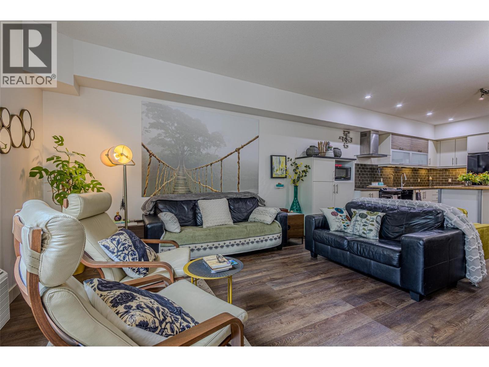 Picture for Unit #106, 700 Martin  Avenue