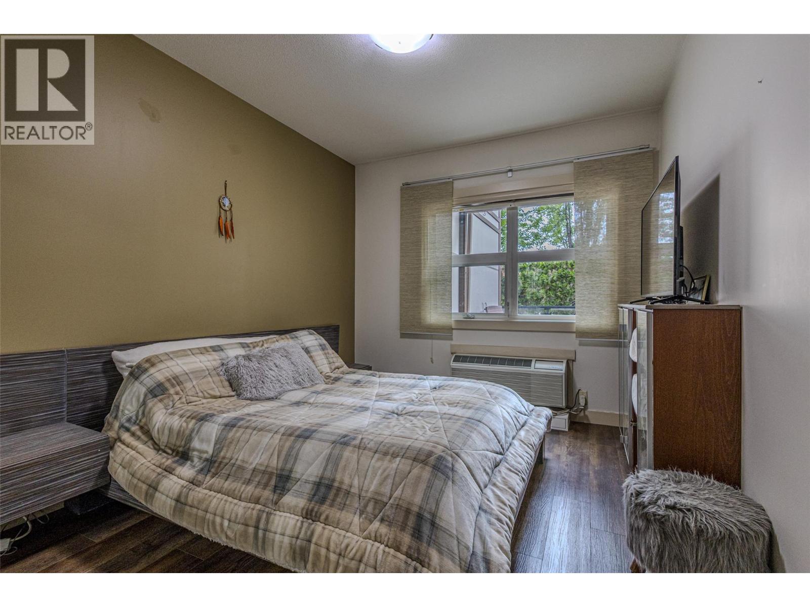 Picture for Unit #106, 700 Martin  Avenue