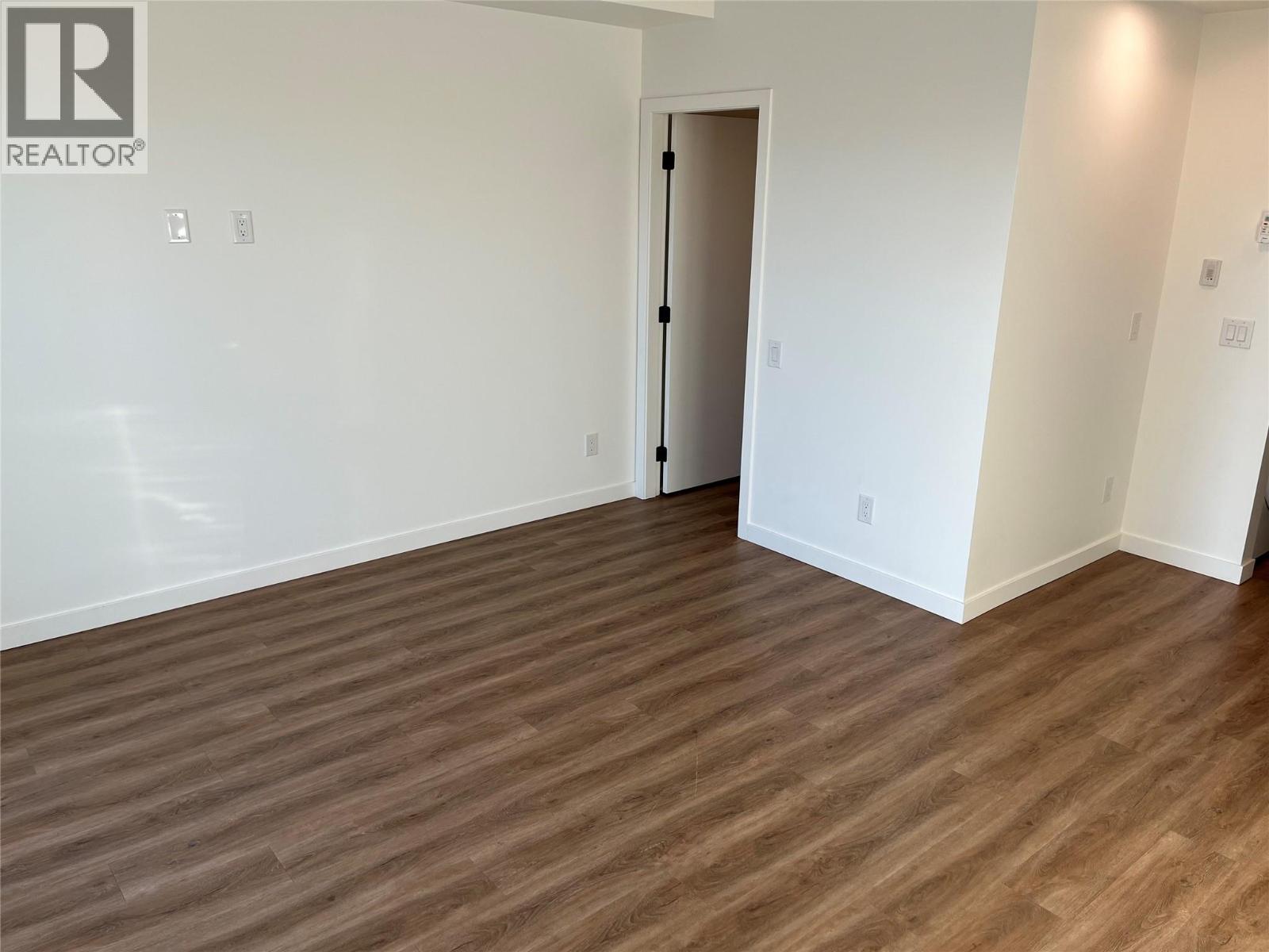 Picture for Unit #518, 615 Rutland  Road