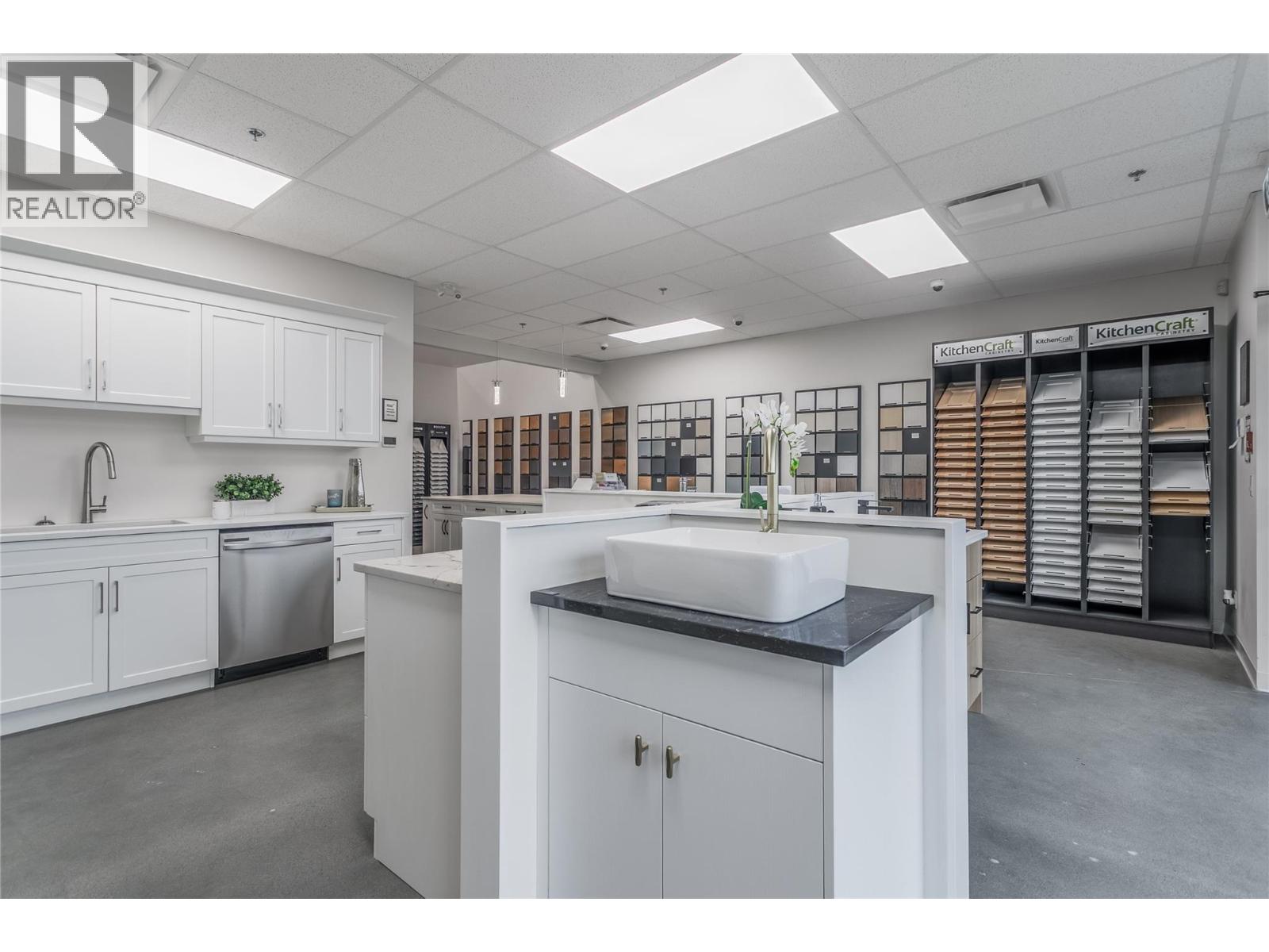 Picture for Unit #2, 1990 Landsdowne  Place