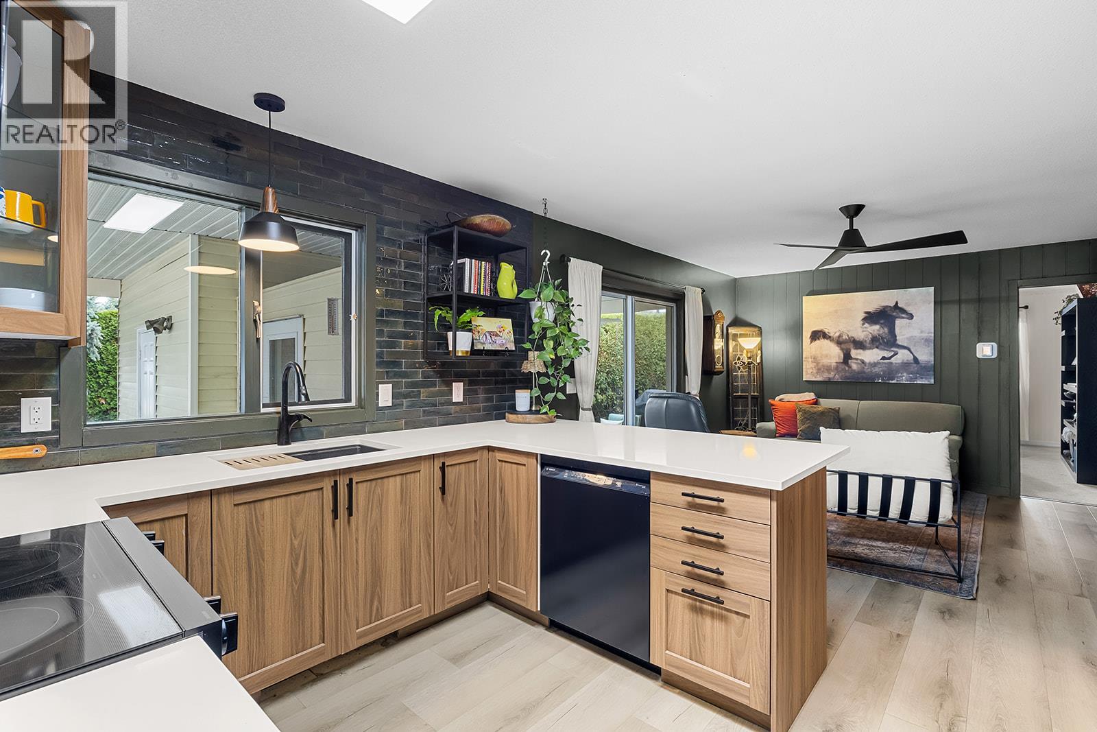 Picture for Unit #166, 1255 Raymer  Avenue