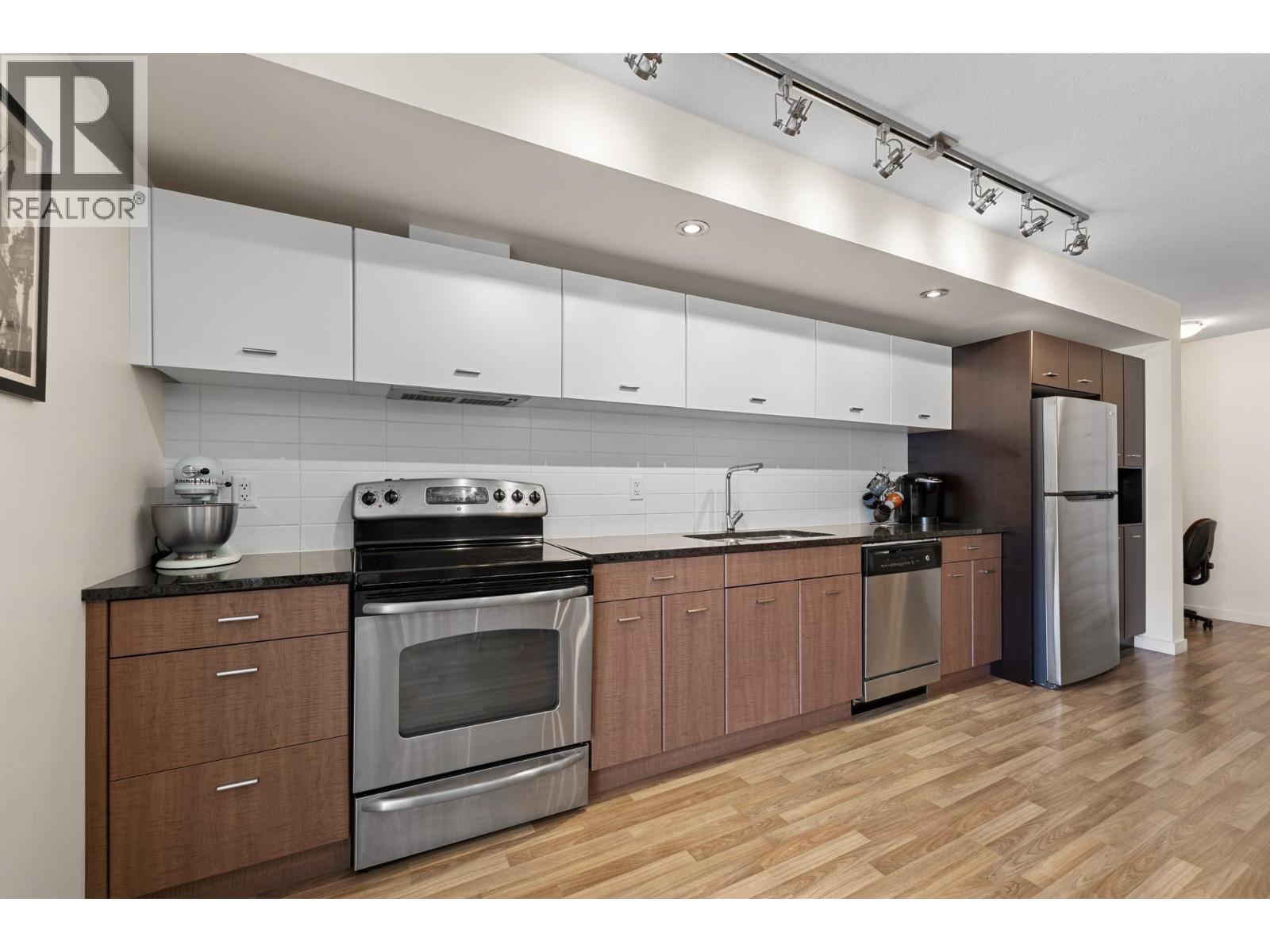 Picture for Unit #406, 547 Yates  Road