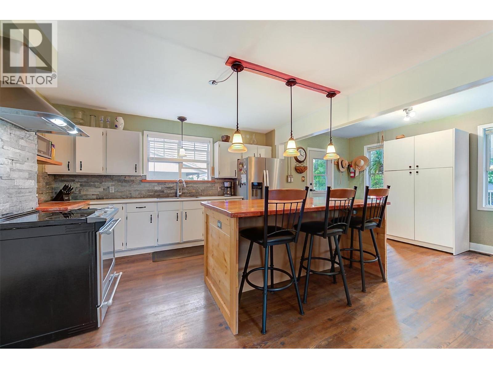 Picture for 280 Mugford  Road