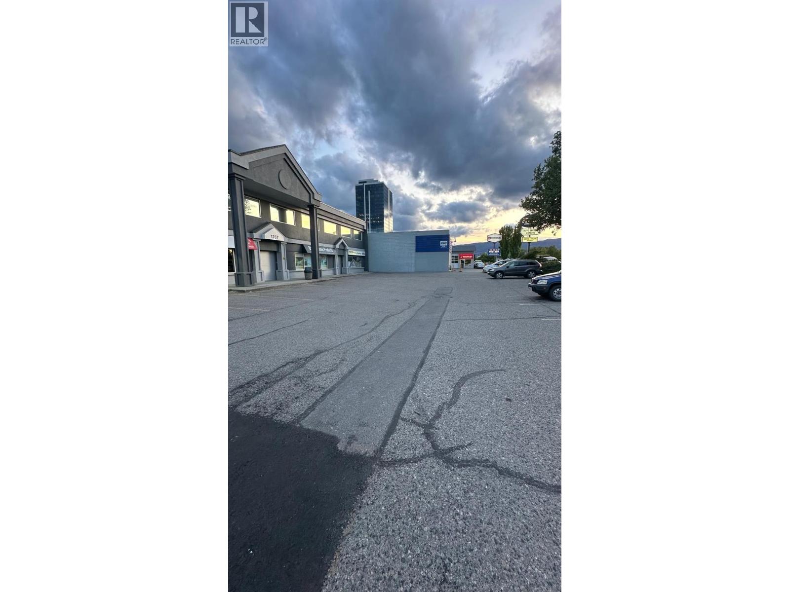 Picture for 1769 Harvey  Avenue