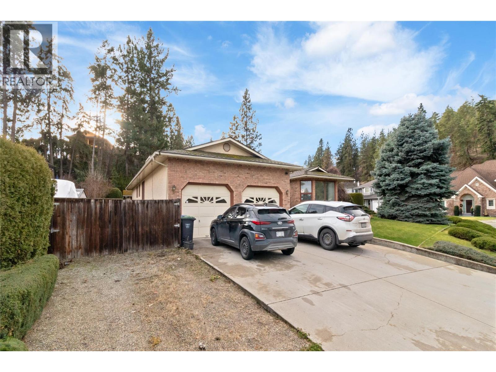 Picture for 624 Cassiar  Crescent