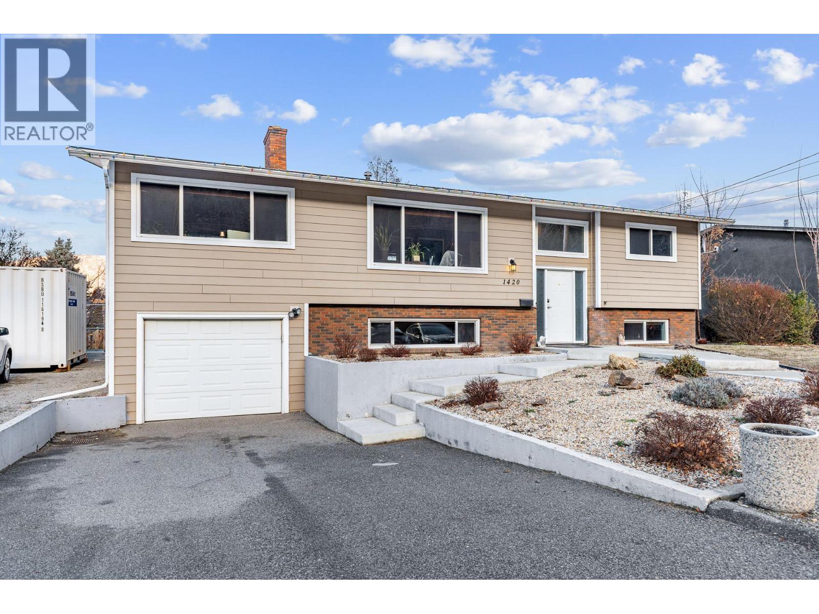 Picture for 1420 Brentwood  Road