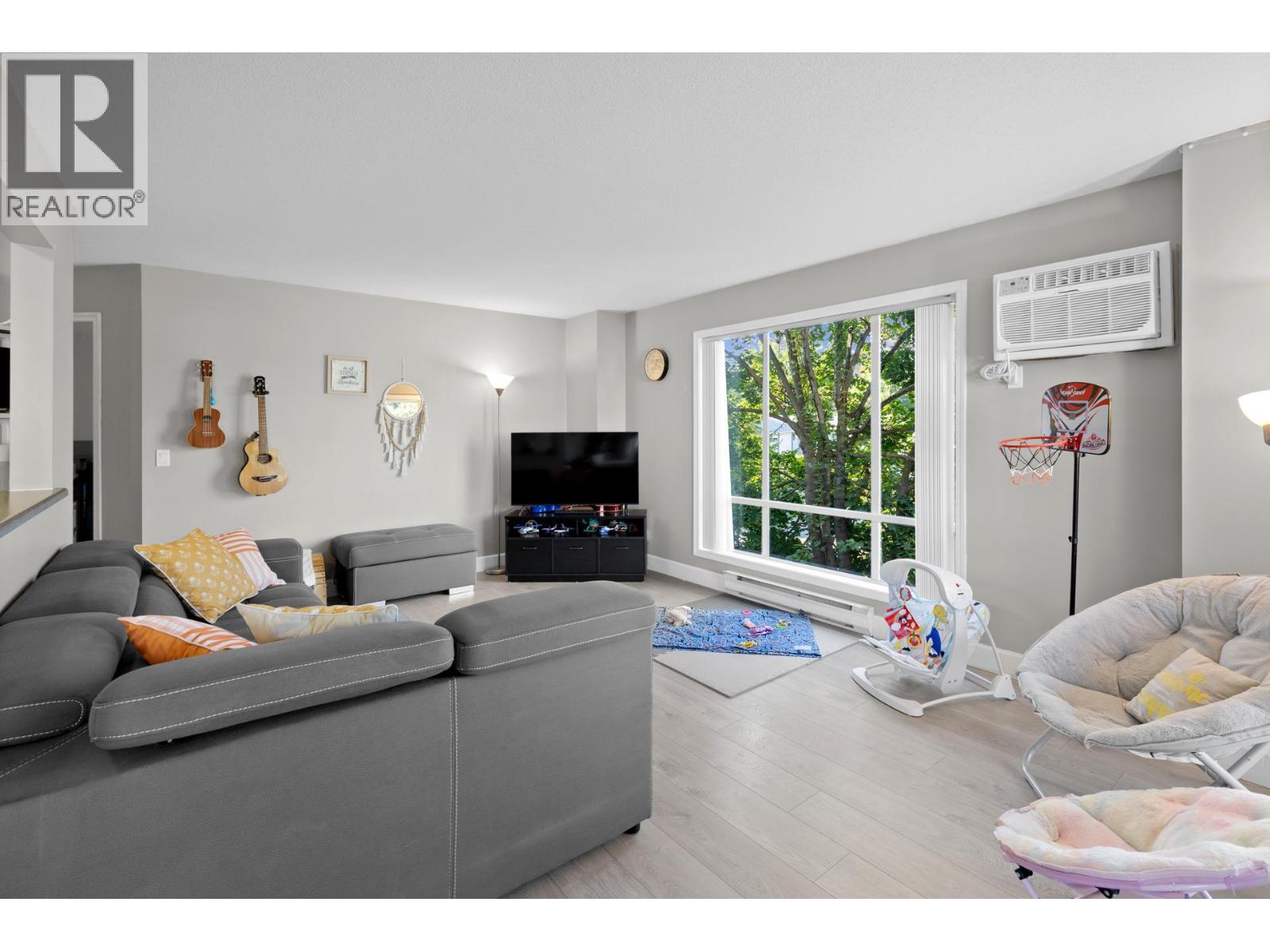 Picture for Unit #212, 727 Houghton  Road