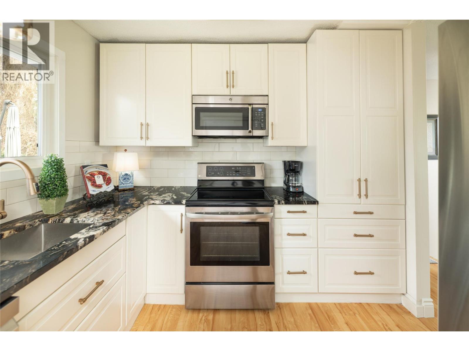 Picture for 5173 Chute Lake  Crescent