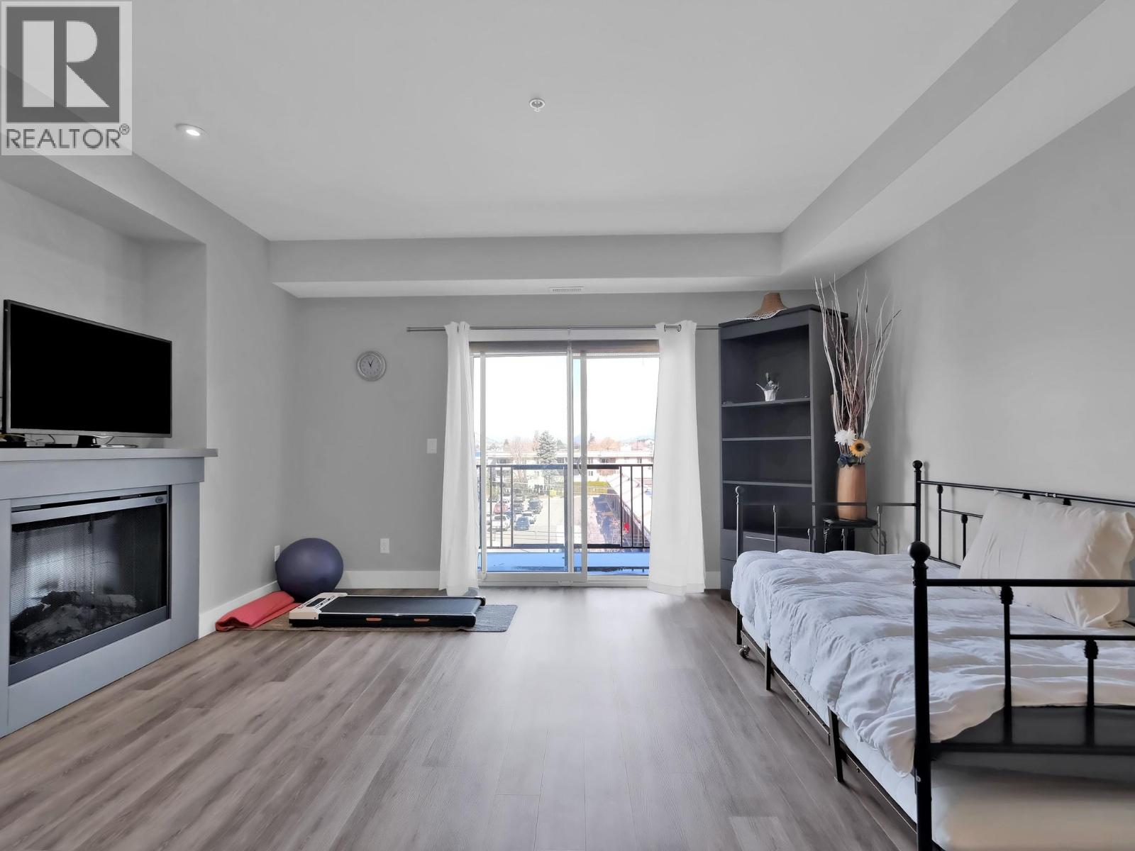 Picture for Unit #311, 250 WATERFORD  Avenue