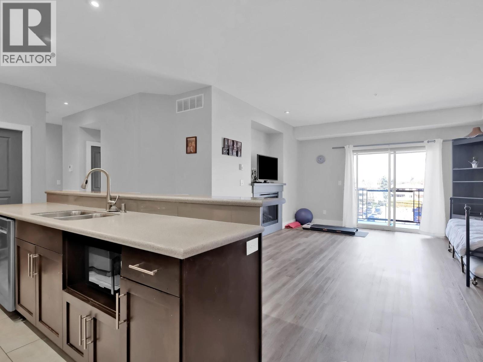 Picture for Unit #311, 250 WATERFORD  Avenue