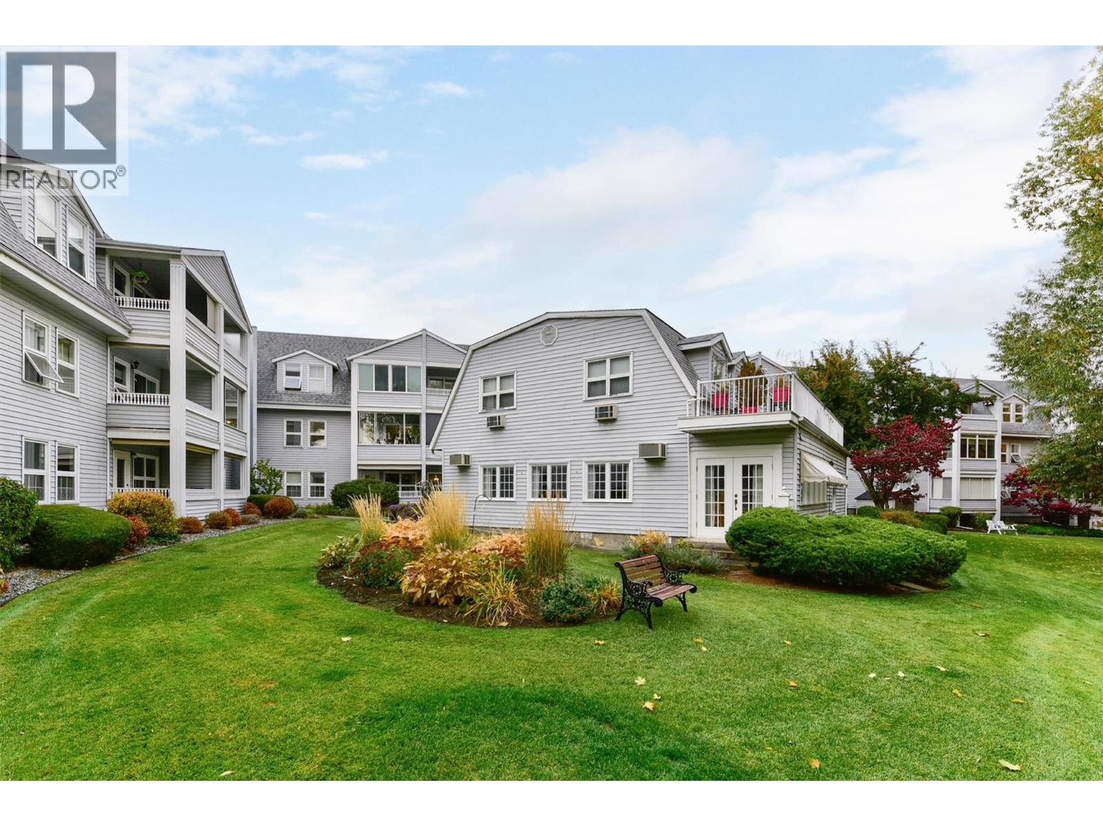 Picture for Unit #304, 575 Sutherland  Avenue