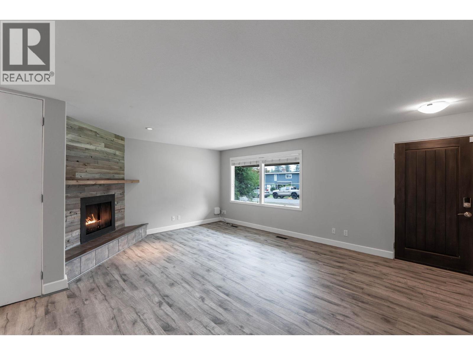 Picture for 1100 Sussex  Road