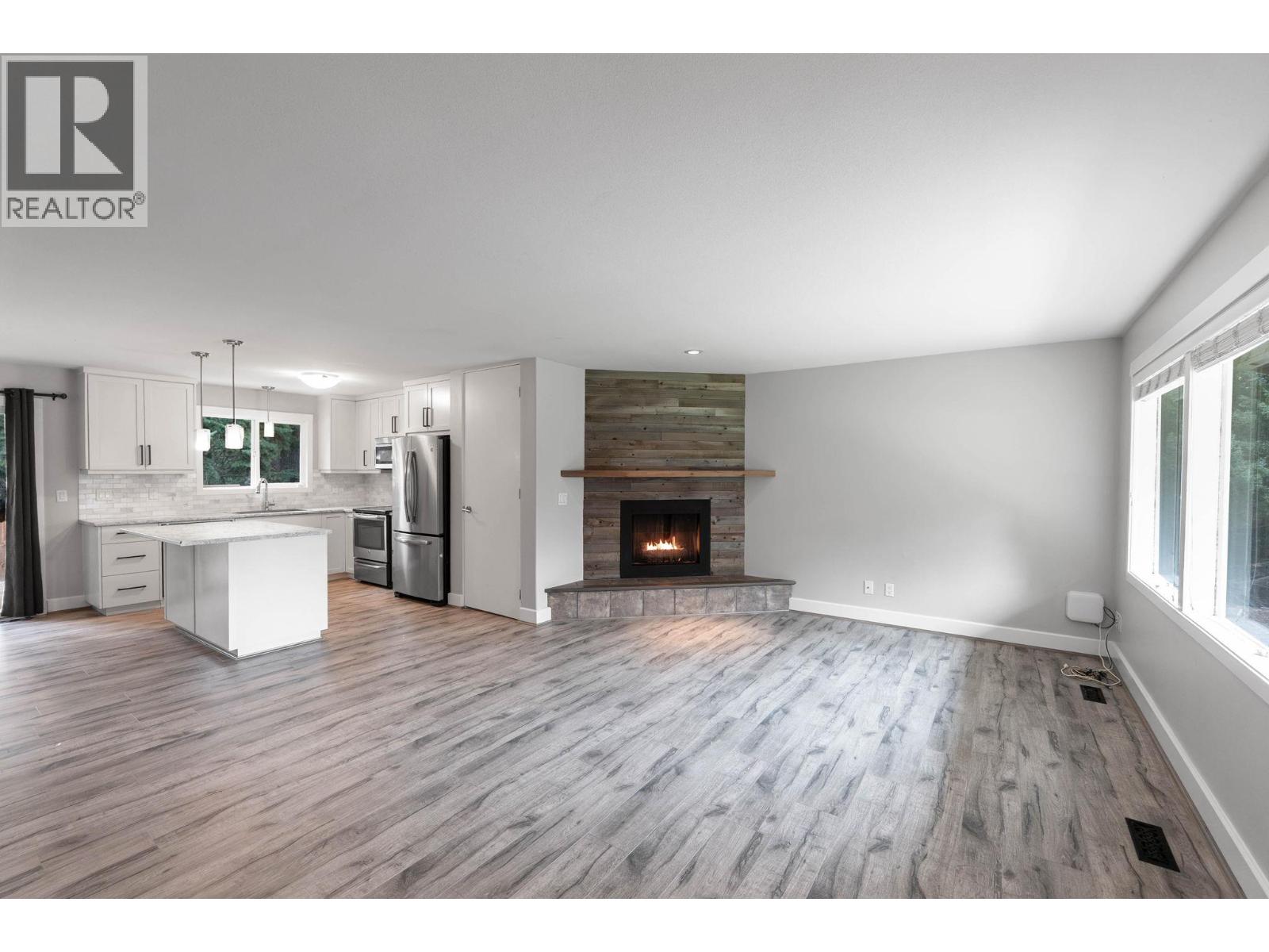 Picture for 1100 Sussex  Road