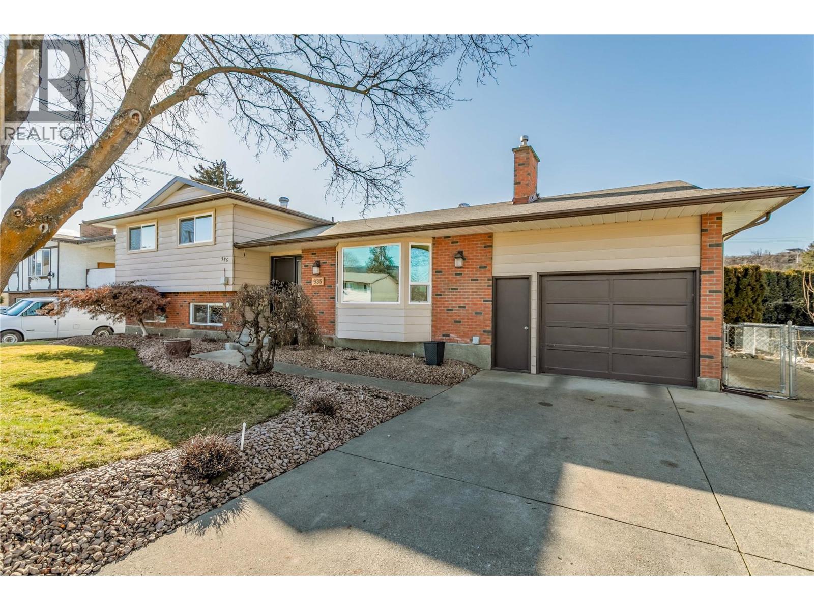 Picture for 935 Hickory  Road