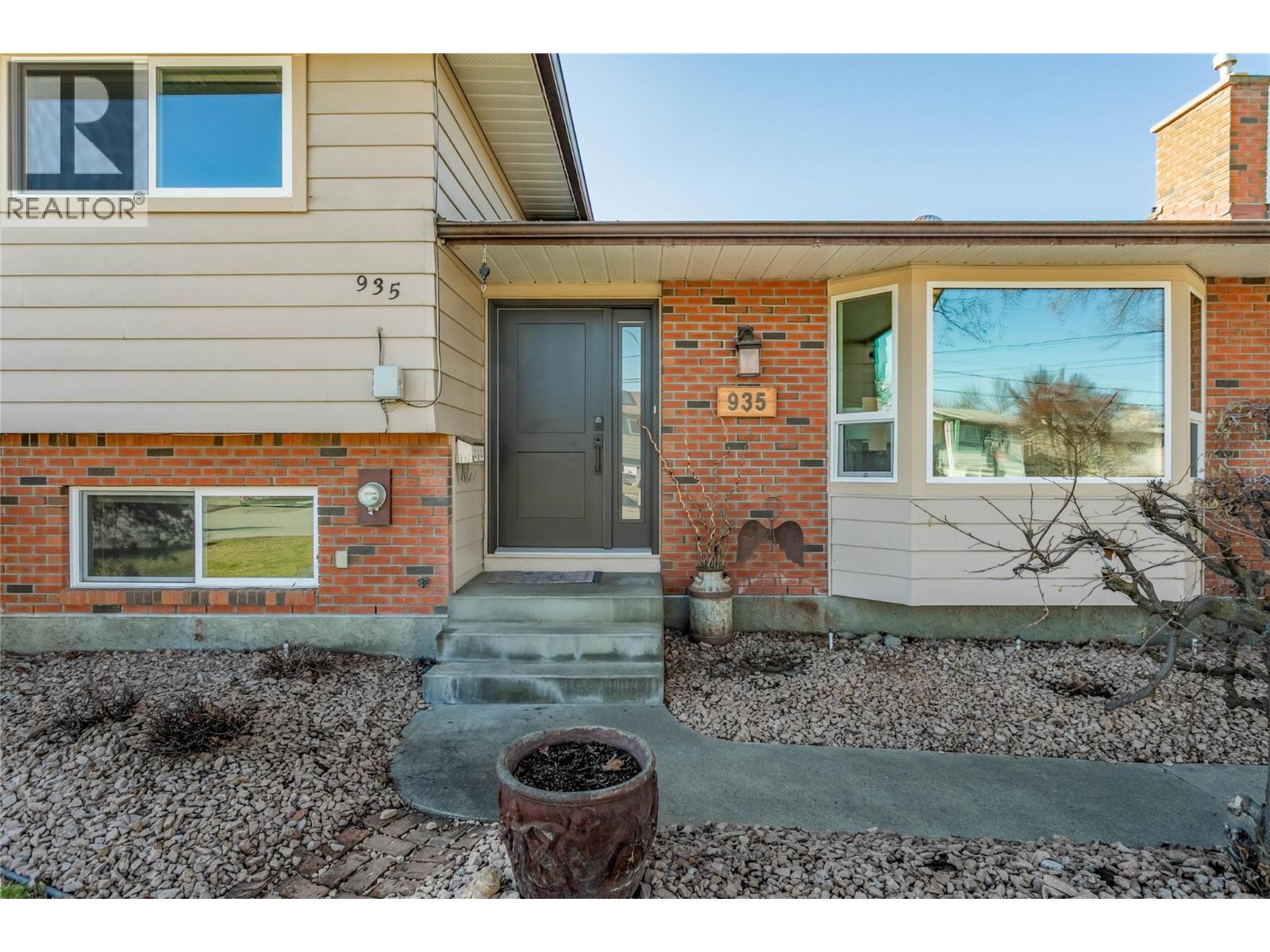 Picture for 935 Hickory  Road