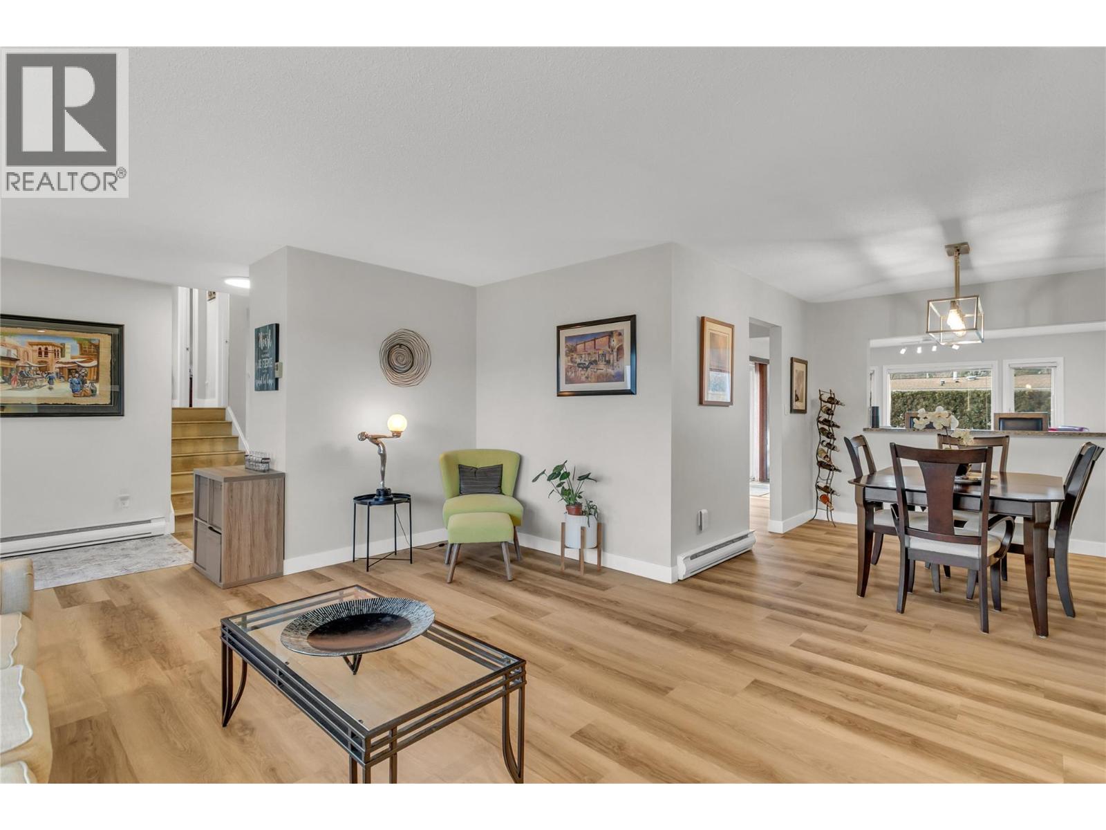 Picture for 935 Hickory  Road