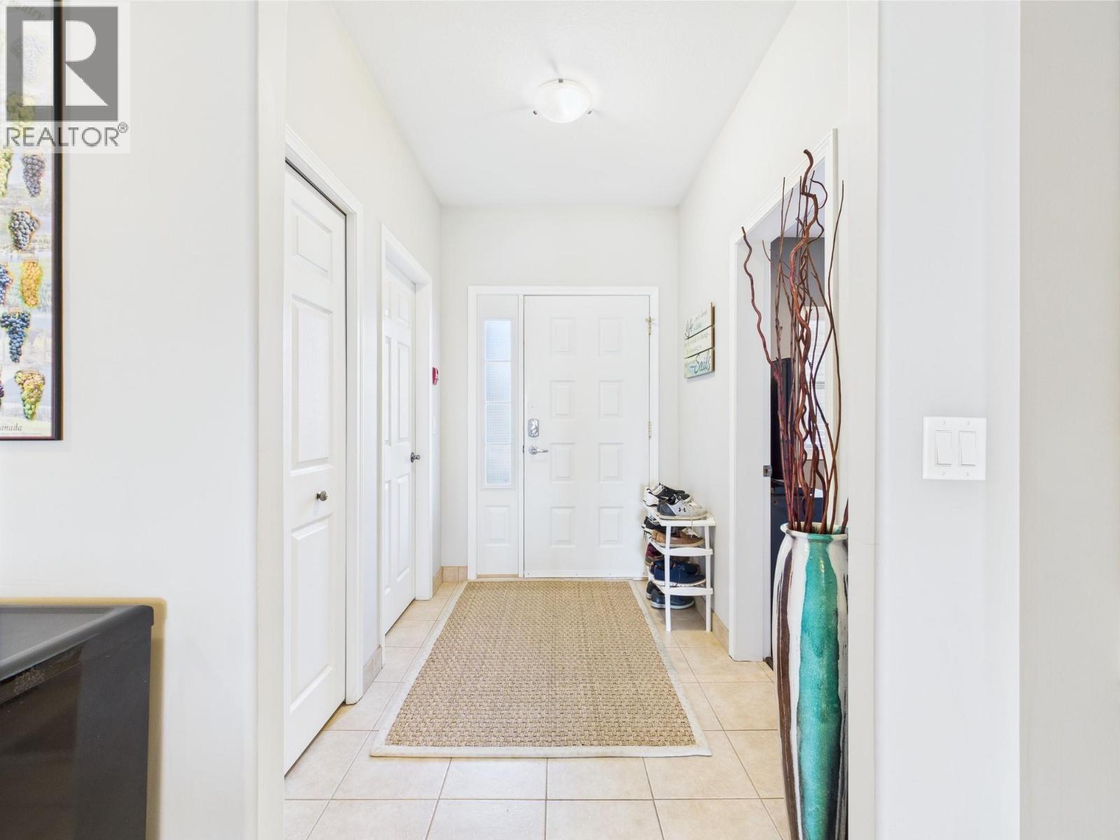 Picture for Unit #108, 15 Solana Key  Court