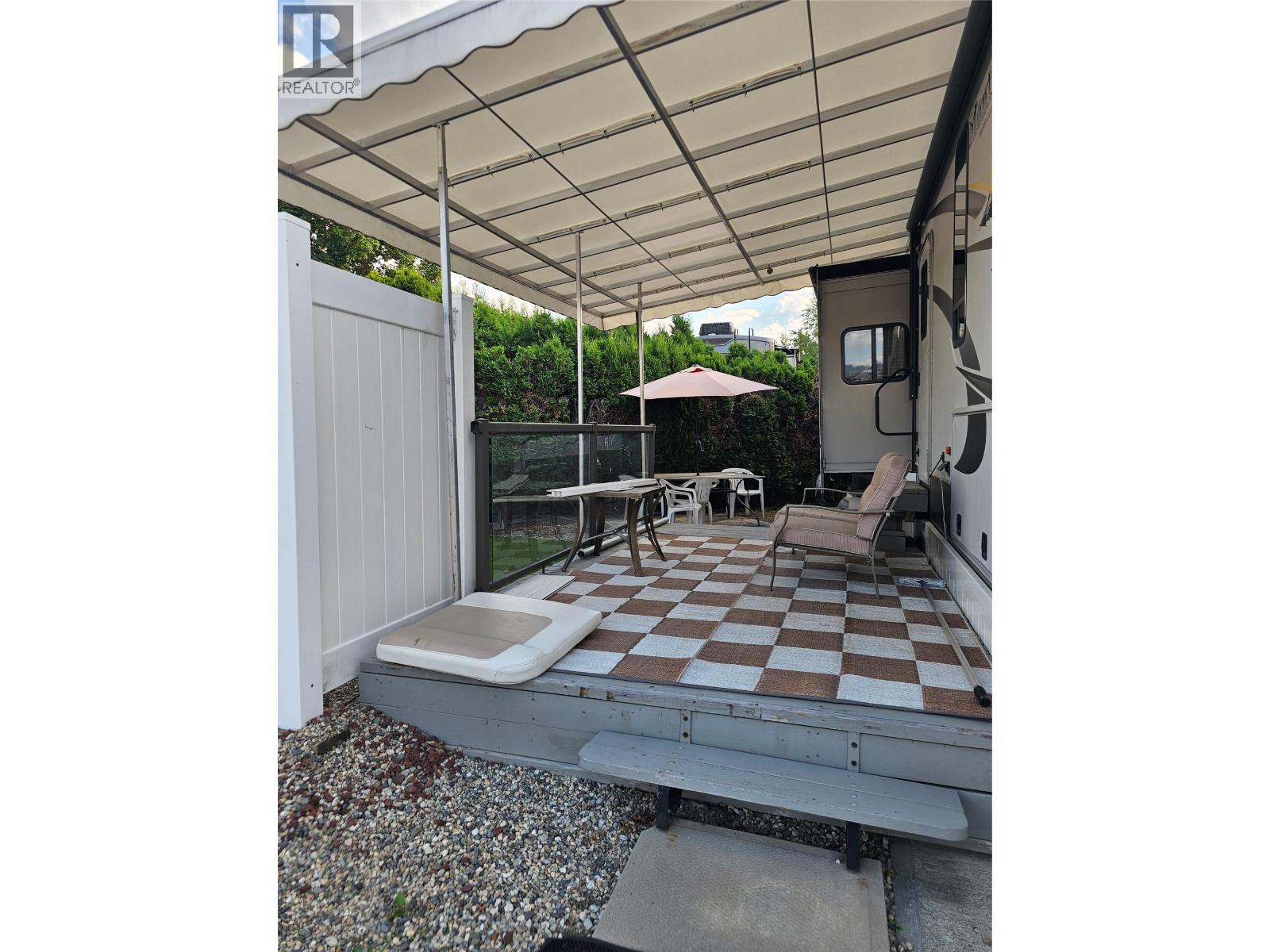 Picture for Unit #535, 415 Commonwealth  Road