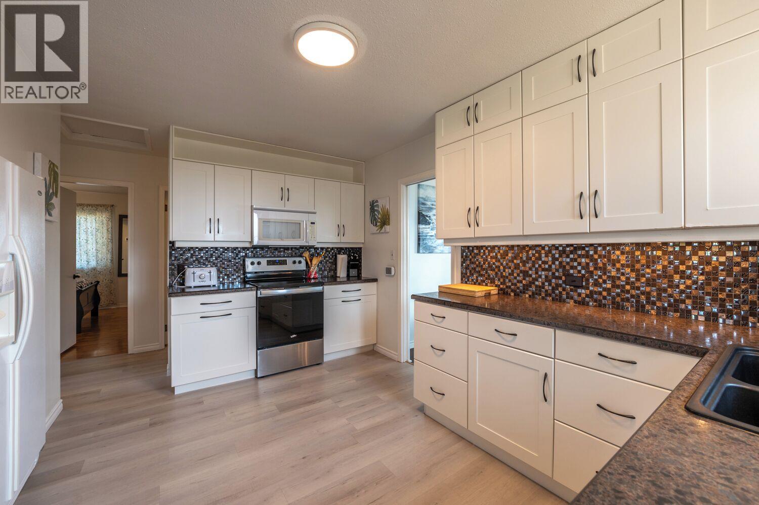 Picture for 168 LOWER BENCH  Road