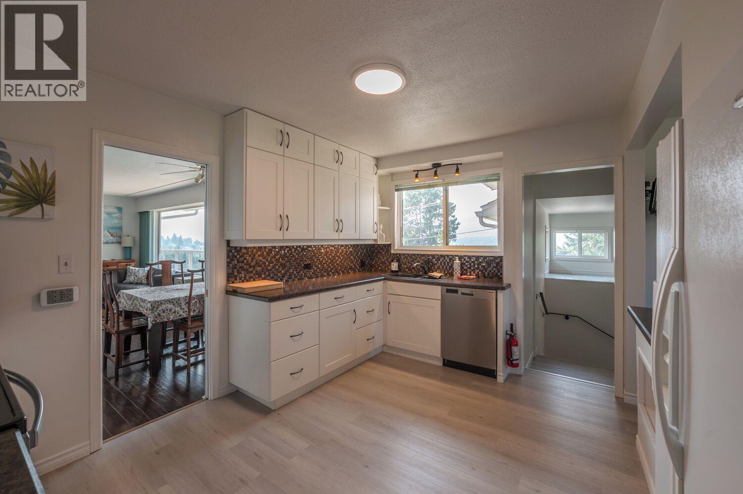 Picture for 168 LOWER BENCH  Road