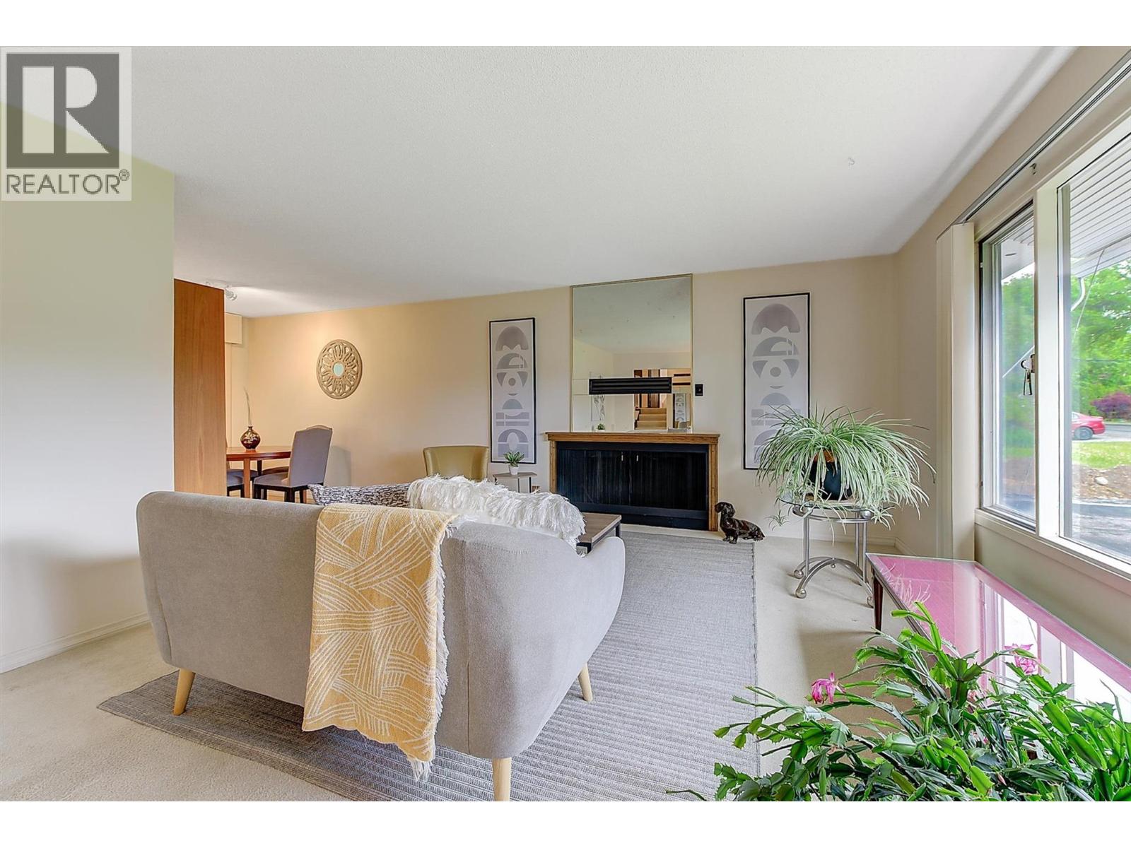 Picture for 780 Dundee  Road