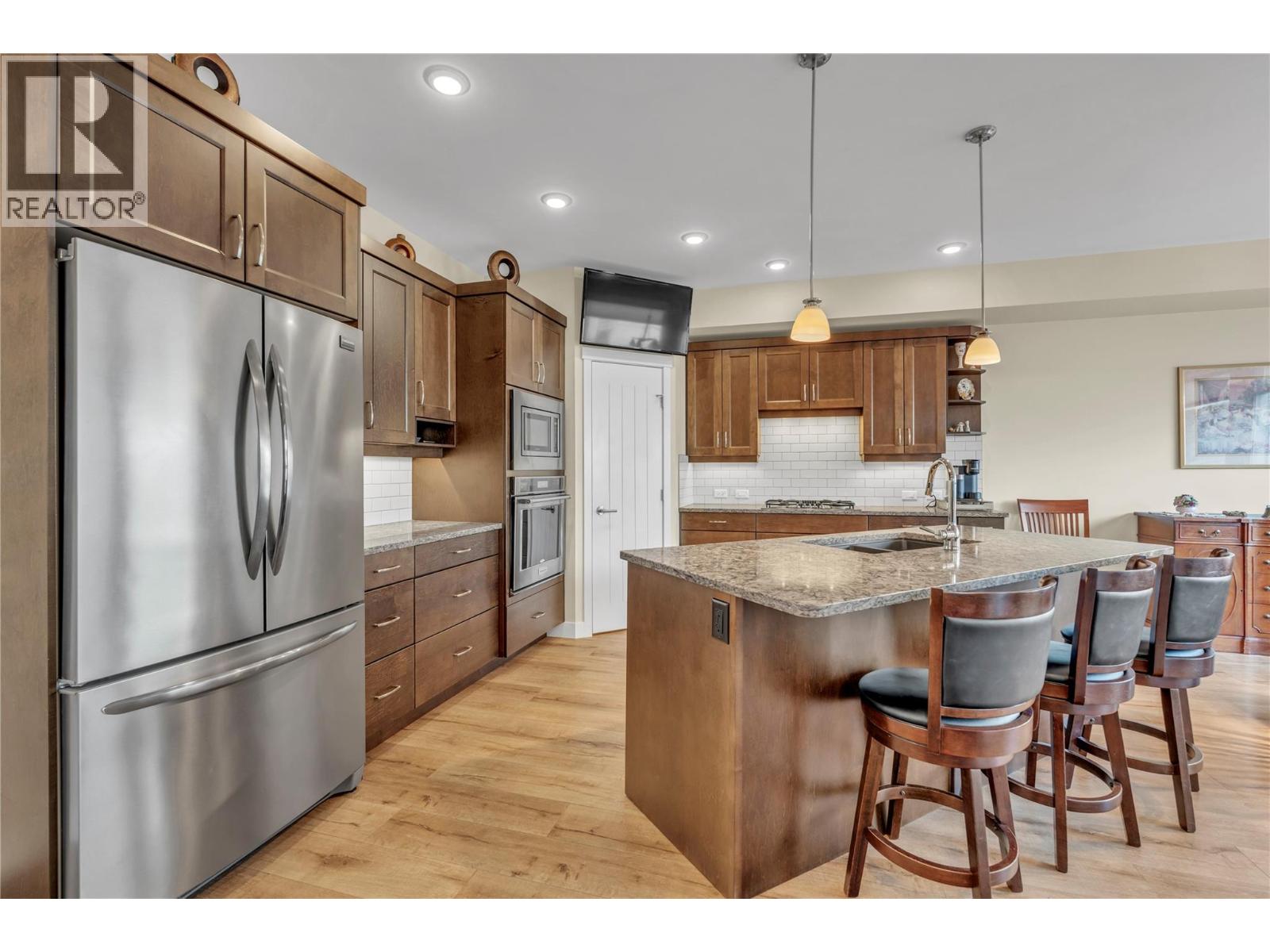 Picture for 1011 Dynes  Avenue