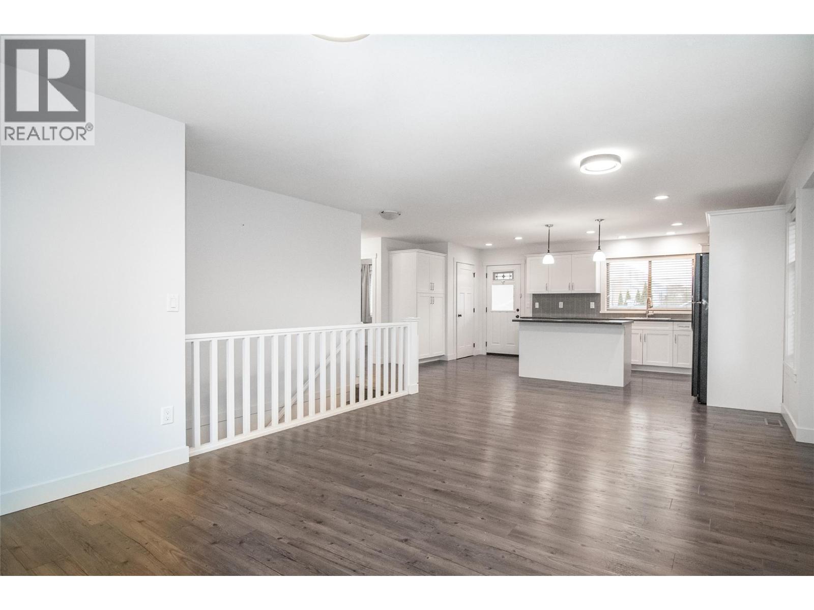 Picture for 560 Christleton  Avenue