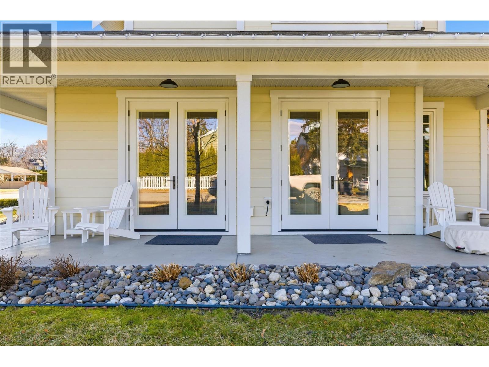 Picture for 2050 Long  Street