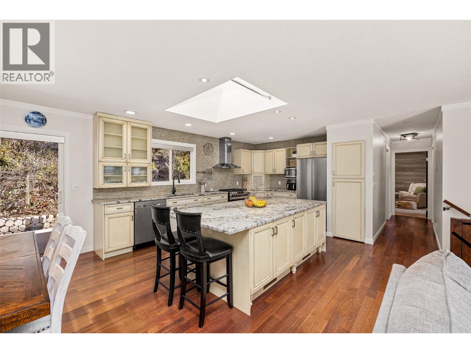 Picture for 113 Clifton  Road