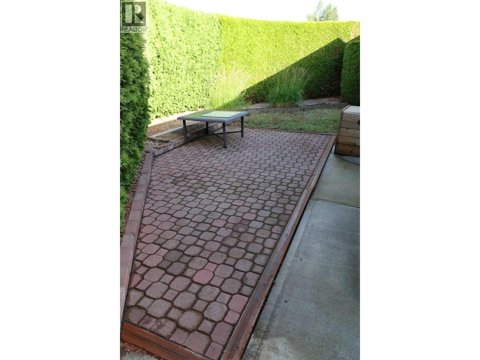 Picture for Unit #301, 415 Commonwealth  Road