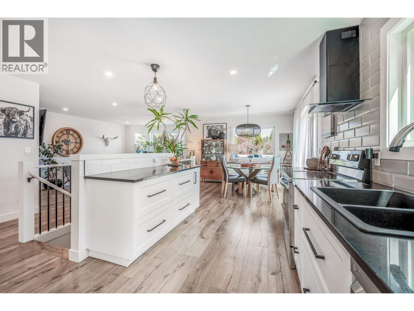 Picture for 1141 Lynden  Road