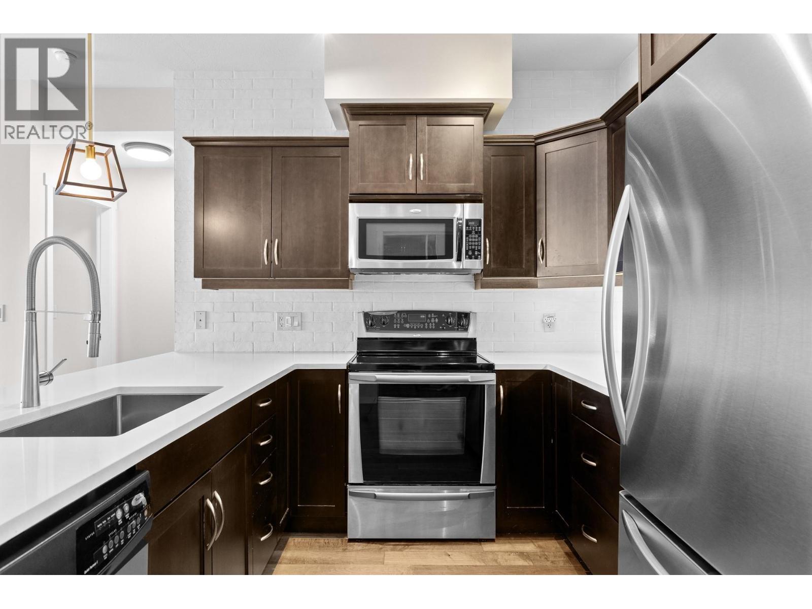 Picture for Unit #302, 3735 Casorso  Road