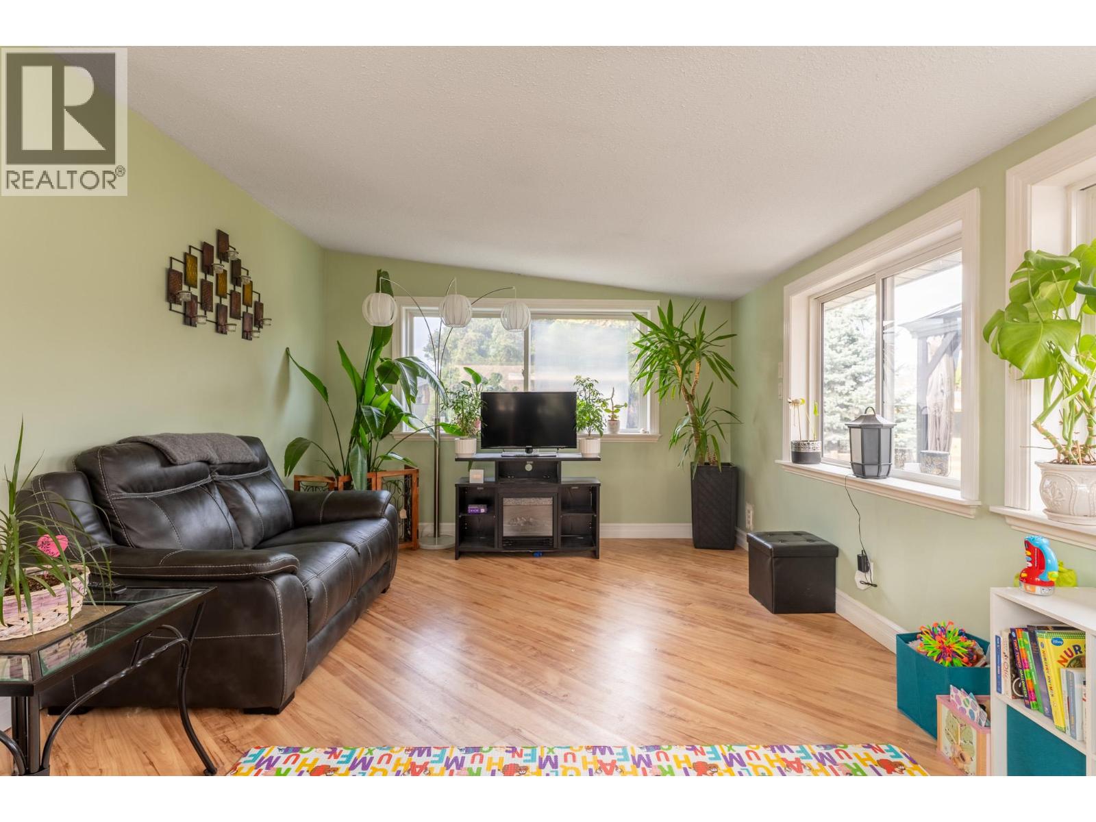 Picture for 500 Mugford  Road