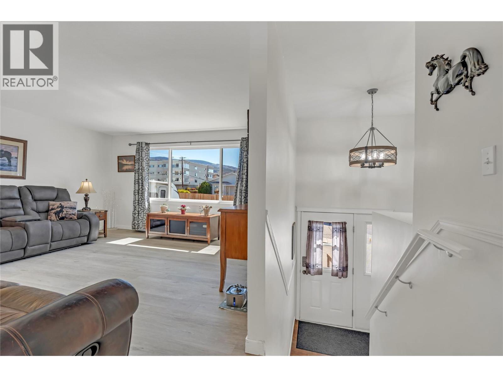 Picture for 239 Roy  Avenue