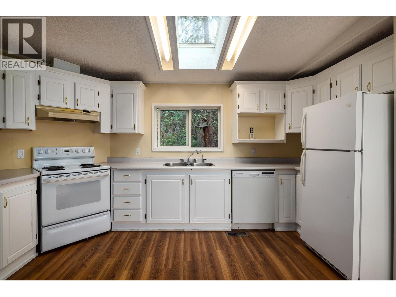 Picture for 6439 Farmers  Drive