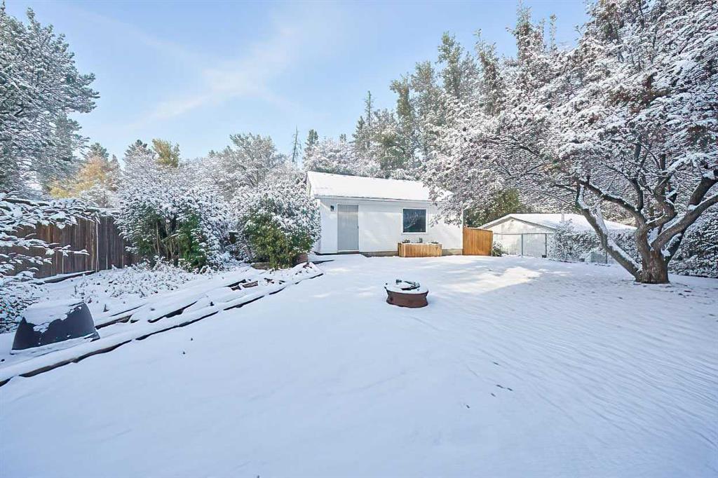 Picture for 4540 52 Street 