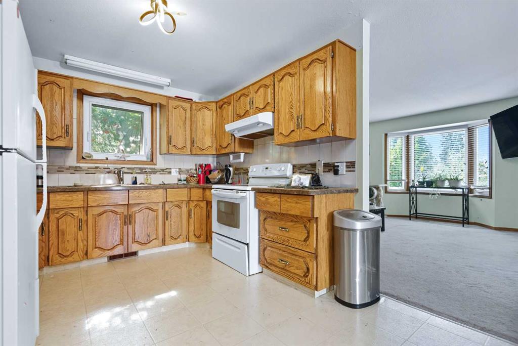 Picture for 3853, 51 avenue Close 