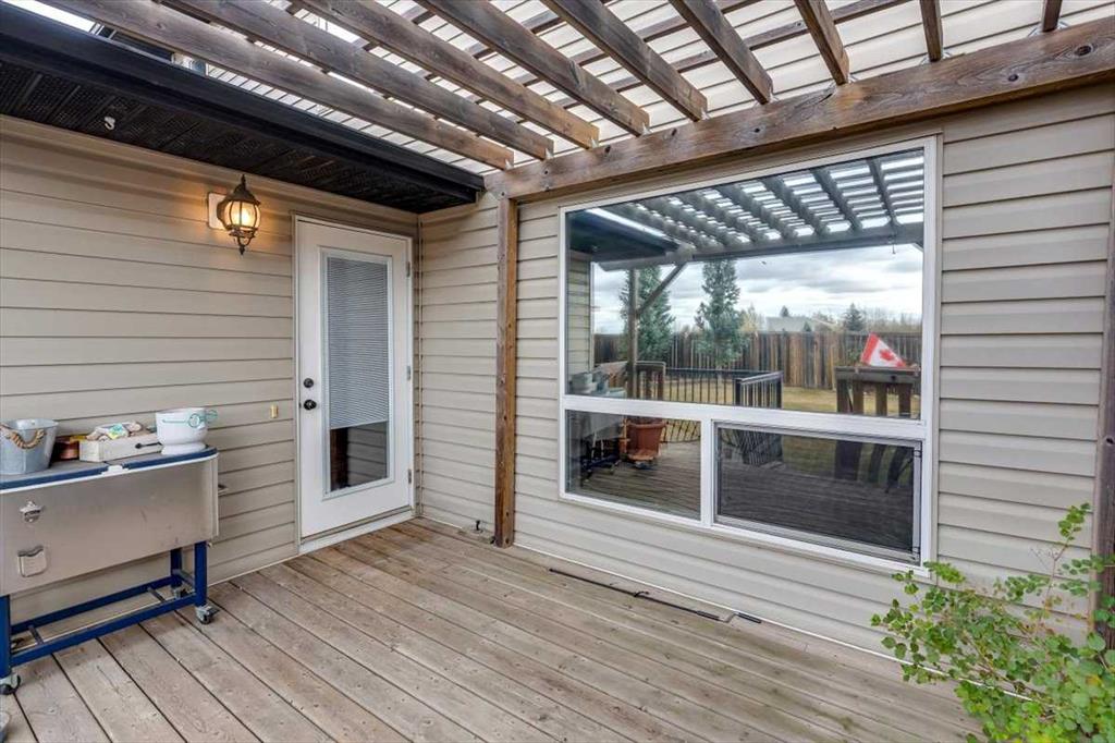 Picture for 6308 60 StreetClose  https://www.cirrealty.ca/reb/cara/0/A2263690_36.jpg